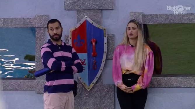 Gil e Sarah no BBB21 (Foto: Reprodução) Lumena Gil e Sarah no BBB21 (Foto: Reprodução) Lumena