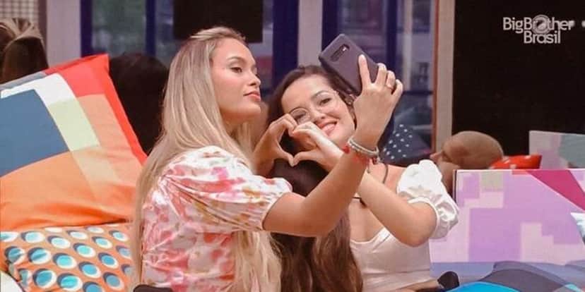 Sarah e Juliette estão entre as favoritas ao prêmio do BBB21 (Foto: Reprodução / TV Globo) Sarah e Juliette estão entre as favoritas ao prêmio do BBB21 (Foto: Reprodução / TV Globo)