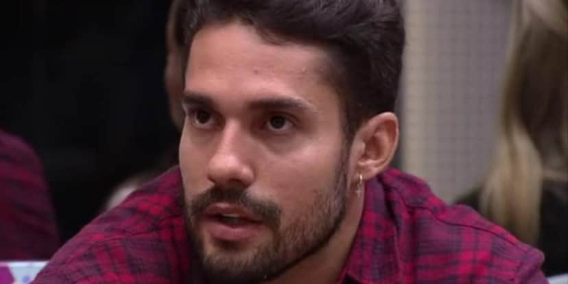 Arcrebiano toma medidas para evitar Karol Conká no BBB (Foto: Reprodução) Arcrebiano toma medidas para evitar Karol Conká no BBB (Foto: Reprodução)