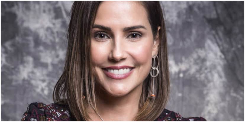 Deborah Secco recebe carinho de fãs Deborah Secco recebe carinho de fãs