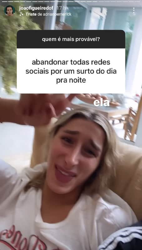Sasha interagiu com o noivo Sasha interagiu com o noivo