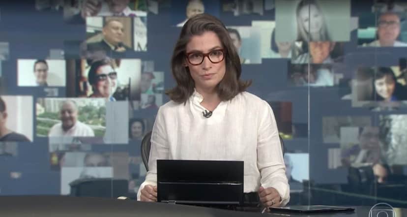 Renata Vasconcellos fez apelo ao vivo no Jornal Nacional ao falar do número alto de mortes causados pelo Coronavírus (Foto: Reprodução) Renata Vasconcellos fez apelo ao vivo no Jornal Nacional ao falar do número alto de mortes causados pelo Coronavírus (Foto: Reprodução)
