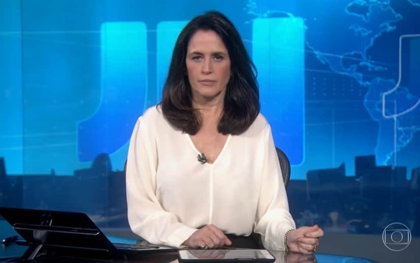 Ana Luíza Guimarães no Jornal Nacional (Foto: Reprodução) Ana Luíza Guimarães no Jornal Nacional (Foto: Reprodução)