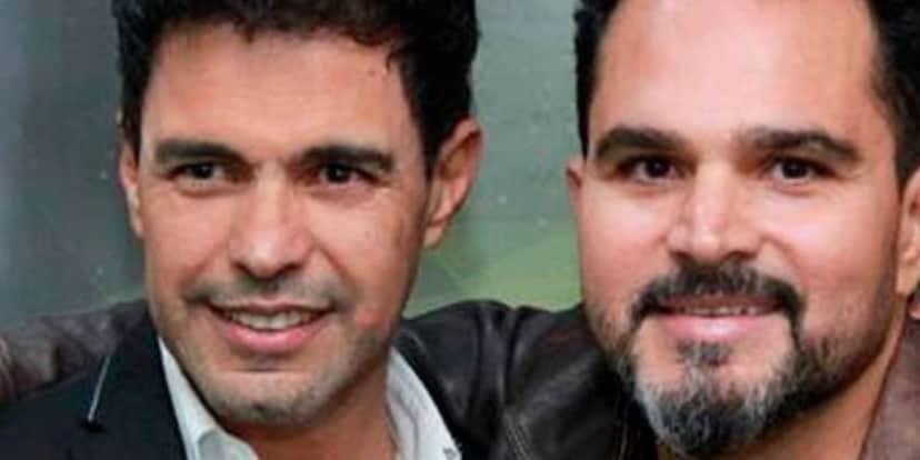 Camareiro de Zezé e Luciano diz que está passando fome, mostra abandono da dupla e chora em vídeo Camareiro de Zezé e Luciano diz que está passando fome, mostra abandono da dupla e chora em vídeo