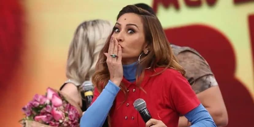 Sabrina Sato entra na mira da Globo para programa aos sábados (Foto: Reprodução) Sabrina Sato entra na mira da Globo para programa aos sábados (Foto: Reprodução)