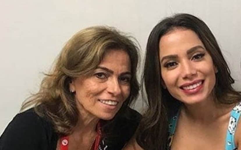 Anitta e sua mãe, Miriam Macedo (Foto: Divulgação) Anitta e sua mãe, Miriam Macedo (Foto: Divulgação)