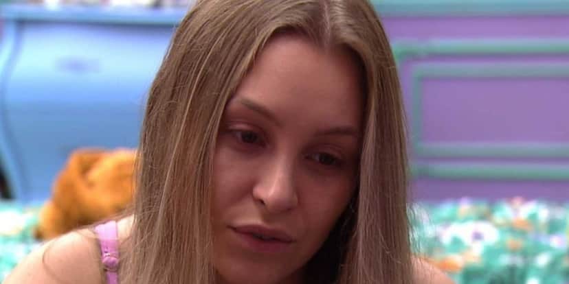 Carla Diaz passa mal no BBB21 (Foto: Reprodução) Carla Diaz passa mal no BBB21 (Foto: Reprodução)