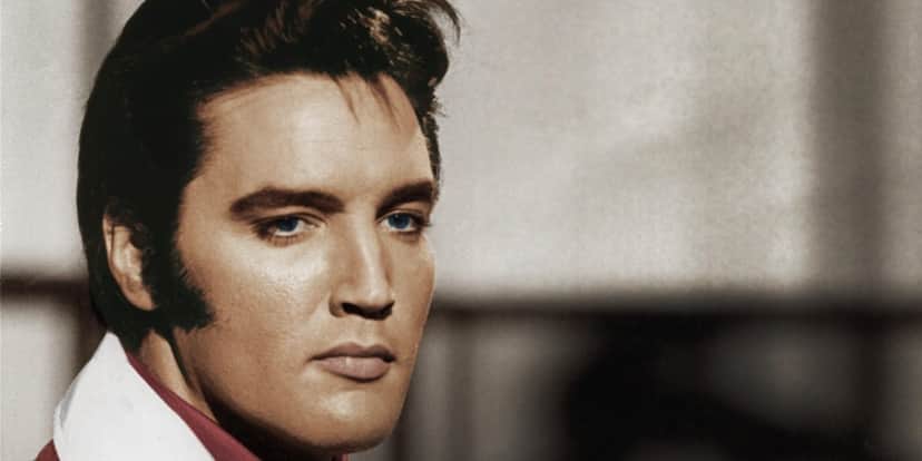 Elvis Presley volta do mundo dos mortos em carta psicografada (Foto: Reprodução) Elvis Presley volta do mundo dos mortos em carta psicografada (Foto: Reprodução)