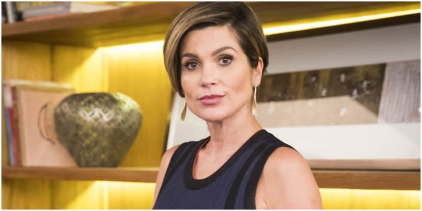 Flávia Alessandra falou sobre a volta da novela e brincou com problema no figurino (Foto: Reprodução) Flávia Alessandra falou sobre a volta da novela e brincou com problema no figurino (Foto: Reprodução)