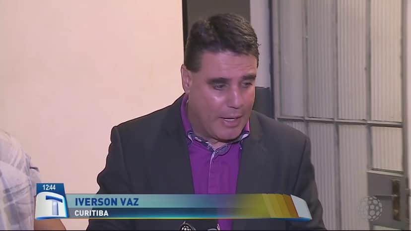 Iverson Vaz, repórter da Rede Massa, afiliada do SBT (Foto: Reprodução) Iverson Vaz, repórter da Rede Massa, afiliada do SBT (Foto: Reprodução)