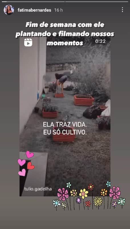 Os dois passaram o sábado cuidando da horta Os dois passaram o sábado cuidando da horta