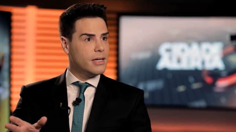 Luiz Bacci expôs Edir Macedo Luiz Bacci expôs Edir Macedo