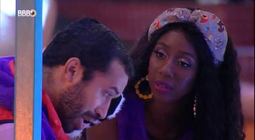 Gil pede que Camilla cuide de Fiuk caso ele seja eliminado do BBB (Foto: Reprodução/ TV Globo) Gil pede que Camilla cuide de Fiuk caso ele seja eliminado do BBB (Foto: Reprodução/ TV Globo)