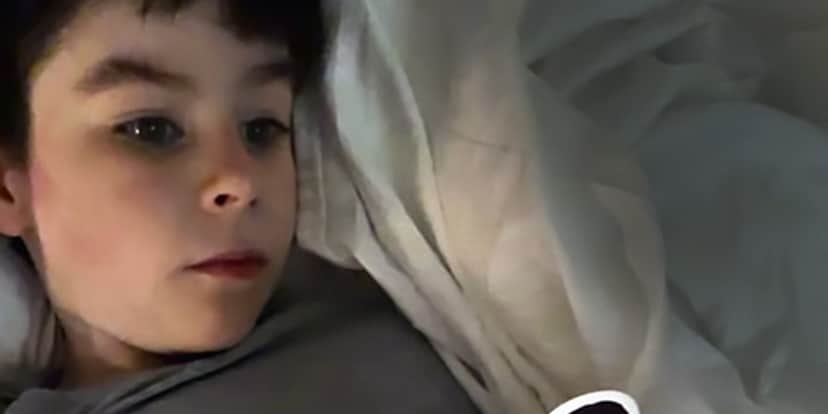 Henry fez videochamada com a mãe para relatar agressões do padrasto (Foto: Reprodução) Henry fez videochamada com a mãe para relatar agressões do padrasto (Foto: Reprodução)