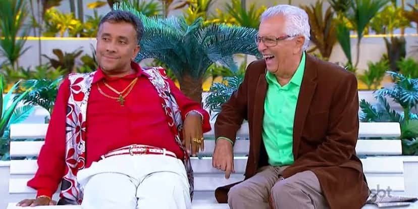 "Após 11 anos", estrela da Praça anuncia ida pra Globo e Carlos Alberto leva facada com traição: "Não falou" "Após 11 anos", estrela da Praça anuncia ida pra Globo e Carlos Alberto leva facada com traição: "Não falou"