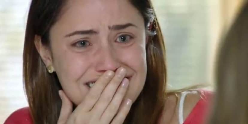 Ana sofrerá com rejeição de Júlia em A Vida da Gente (Foto: Reprodução/ TV Globo) Ana sofrerá com rejeição de Júlia em A Vida da Gente (Foto: Reprodução/ TV Globo)