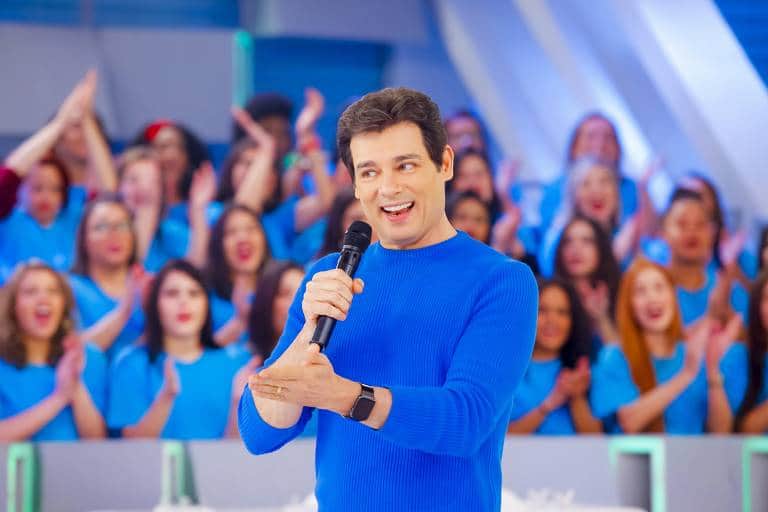 Celso Portiolli, apresentador do SBT, que comanda o Domingo Legal (Foto reprodução) Celso Portiolli, apresentador do SBT, que comanda o Domingo Legal (Foto reprodução)