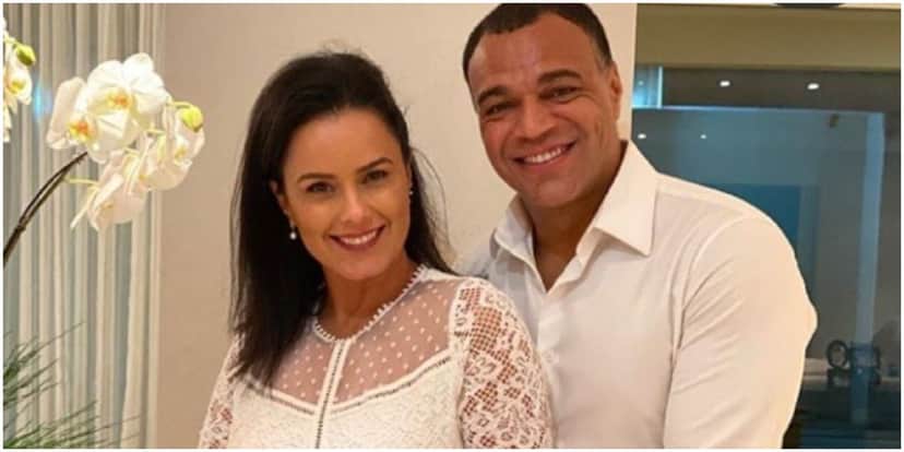 Denílson ao lado da esposa, Luciele Di Camargo (Foto: Reprodução) Denílson ao lado da esposa, Luciele Di Camargo (Foto: Reprodução)