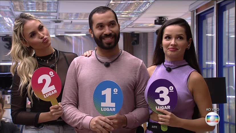 Pódio de Gilberto no início do reality show (Foto: Reprodução/ Globo) Pódio de Gilberto no início do reality show (Foto: Reprodução/ Globo)