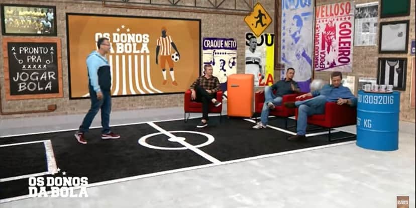 Neto chutando a bola na cara de Alex Muller (Reprodução) Neto chutando a bola na cara de Alex Muller (Reprodução)