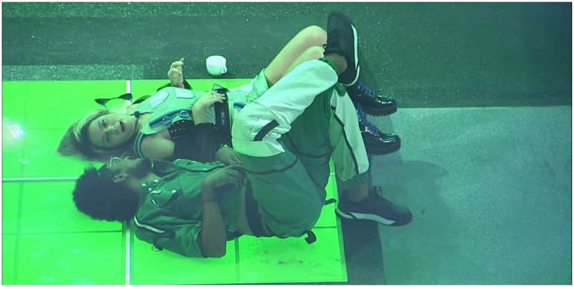 Viih Tube confessa plano sem certeza de ada e estaa disposta a tudo para se defender junto com sua prioridade Thaís Viih Tube confessa plano sem certeza de ada e estaa disposta a tudo para se defender junto com sua prioridade Thaís