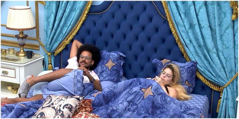 ViihTube diz não ter tomado banho ainda o banheiro do líder do BBB21 ViihTube diz não ter tomado banho ainda o banheiro do líder do BBB21