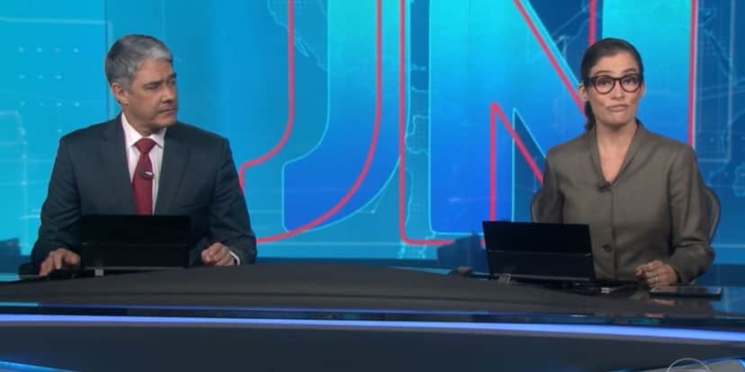William Bonner e Renata Vasconcellos no Jornal Nacional (Reprodução: Globo) William Bonner e Renata Vasconcellos no Jornal Nacional (Reprodução: Globo)
