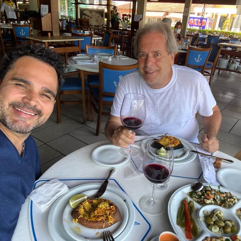 Luciano tem uma ótima relação com o sogro, pai de Flávia Fonseca (Foto: Reprodução/Instagram) Luciano tem uma ótima relação com o sogro, pai de Flávia Fonseca (Foto: Reprodução/Instagram)
