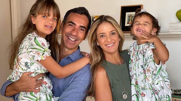 César Tralli e família (Reprodução) César Tralli e família (Reprodução)