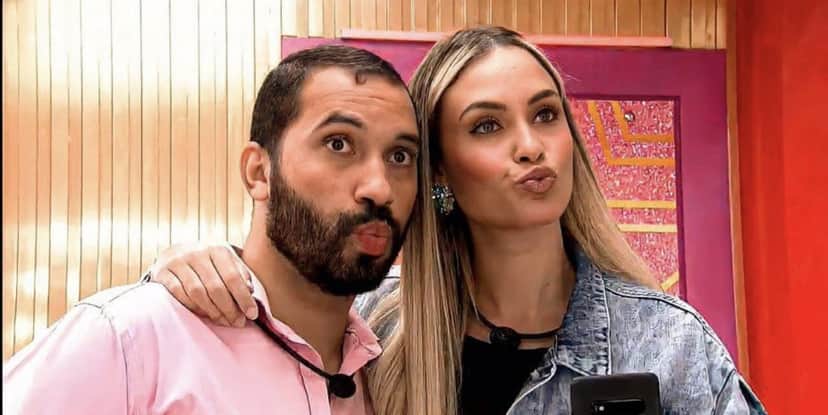Gil e Sarah planejam morar juntos após o BBB21 (Foto: Reprodução) Gil e Sarah planejam morar juntos após o BBB21 (Foto: Reprodução)