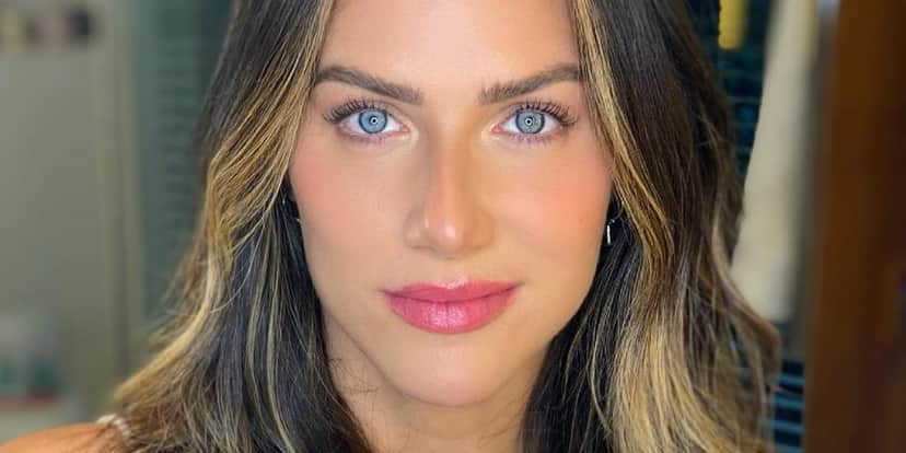 Giovanna Ewbank renova o visual e mostra resultado (Foto: Reprodução) Giovanna Ewbank renova o visual e mostra resultado (Foto: Reprodução)