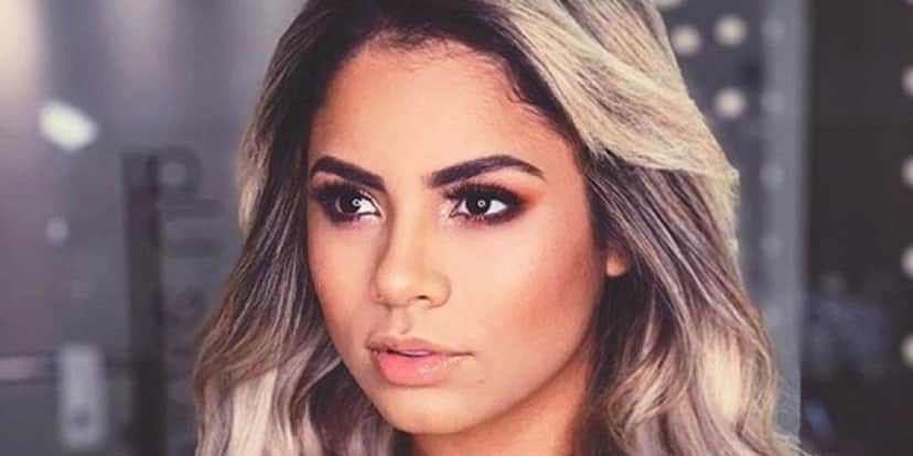 Lexa exibiu o bumbum em foto no Instagram (Imagem: Reprodução) Lexa exibiu o bumbum em foto no Instagram (Imagem: Reprodução)