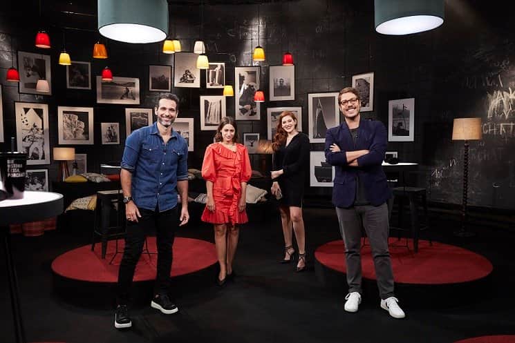 Ana Clara no "Que história é essa Porchat?"