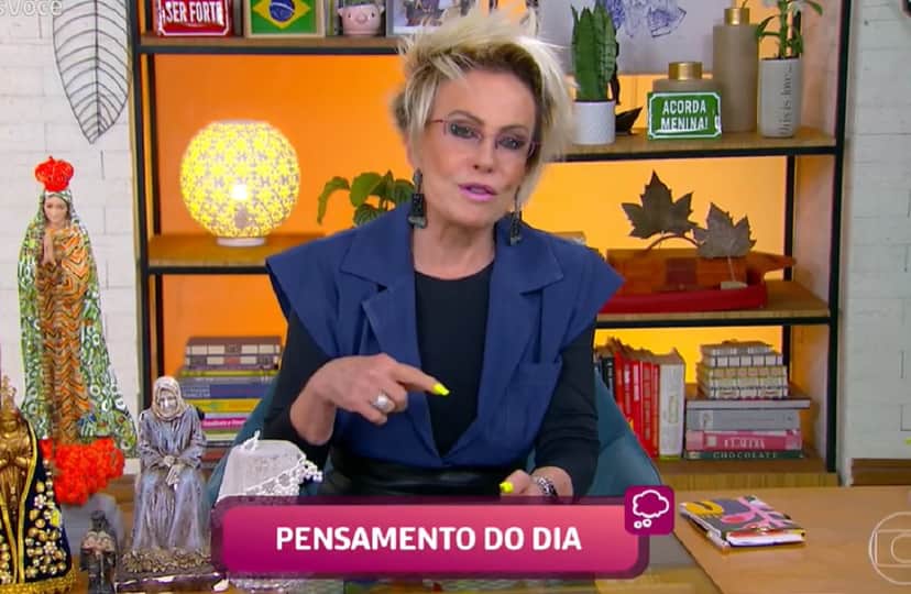 Apresentadora choca os telespectadores com o pensamento do dia (Foto: Reprodução/Globo) Apresentadora choca os telespectadores com o pensamento do dia (Foto: Reprodução/Globo)