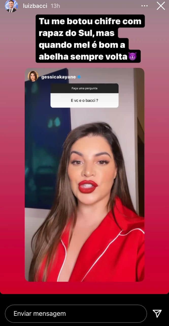 Luiz Bacci não se aguenta e assume relacionamento, confirma traição e explode: "Me botou chifre com rapaz" Luiz Bacci não se aguenta e assume relacionamento, confirma traição e explode: "Me botou chifre com rapaz"