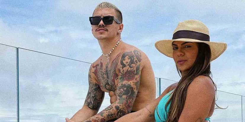 Biel e Tays confirmam volta um mês após término (Foto:Reprodução) Biel e Tays confirmam volta um mês após término (Foto:Reprodução)