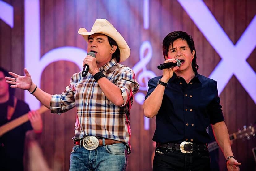 Chitãozinho e Xororó dão notícia triste aos fãs (Foto: Divulgação) Chitãozinho e Xororó dão notícia triste aos fãs (Foto: Divulgação)