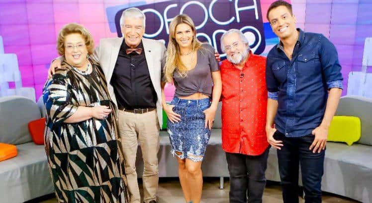Leão Lobo, Lívia Andrade, Leo Dias, Mamma e Piccinini no Fofocalizando (Foto: Divulgação/SBT) Leão Lobo, Lívia Andrade, Leo Dias, Mamma e Piccinini no Fofocalizando (Foto: Divulgação/SBT)