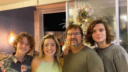 Marido de Sasha, filho de pastores com igreja milionária, banca hotel com diária absurda de mais de 100 mil; veja Marido de Sasha, filho de pastores com igreja milionária, banca hotel com diária absurda de mais de 100 mil; veja