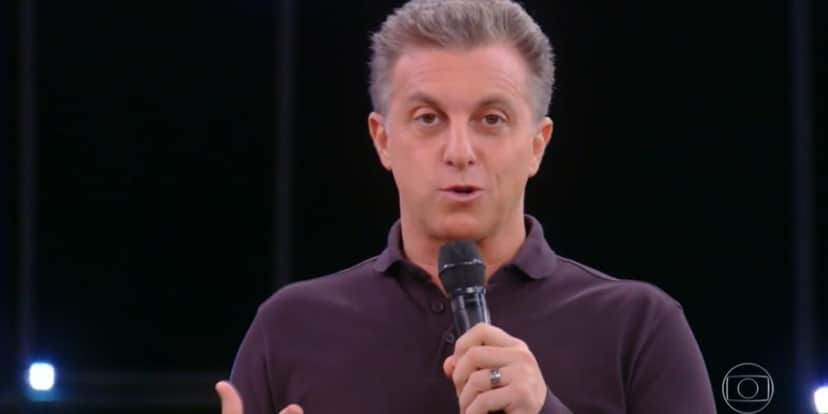 Luciano Huck revelou que Angélica recebe flores de Amado Batista (Foto: Reprodução) Luciano Huck revelou que Angélica recebe flores de Amado Batista (Foto: Reprodução)