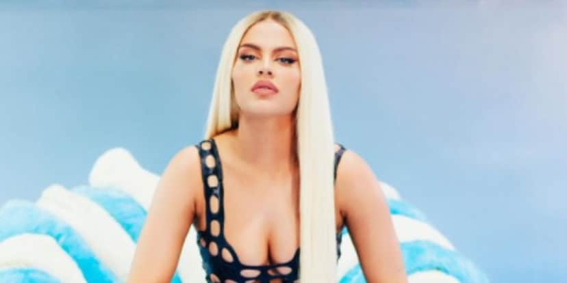Luísa Sonza teve vídeo exposto em site pornô após polêmica com censura (Foto: Reprodução) Luísa Sonza teve vídeo exposto em site pornô após polêmica com censura (Foto: Reprodução)