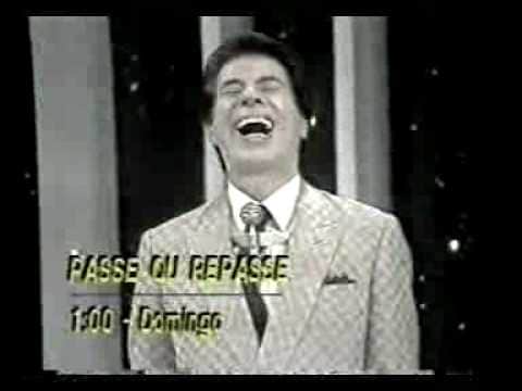 Silvio Santos no antigo "Passe ou Repasse" (Foto: Reprodução/YouTube) Silvio Santos no antigo "Passe ou Repasse" (Foto: Reprodução/YouTube)