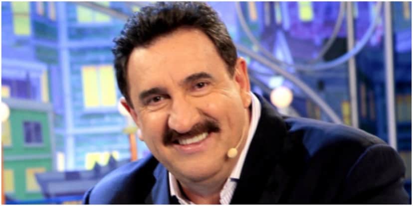 Sucesso de Ratinho no SBT faz fãs acreditarem que ele consiga concorrer com o Jornal Nacional (Foto: Reprodução) Sucesso de Ratinho no SBT faz fãs acreditarem que ele consiga concorrer com o Jornal Nacional (Foto: Reprodução)