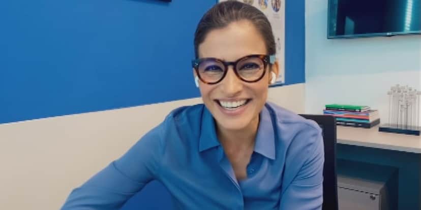 "Luz eterna", se declara Renata Vasconcellos em meio as árvores após enfim assumir amor por morena "Luz eterna", se declara Renata Vasconcellos em meio as árvores após enfim assumir amor por morena
