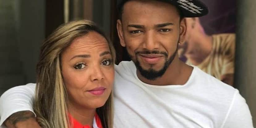 Nego Do Borel em foto com a mãe, Roseli Viana (Foto: Reprodução / Instagram) Nego Do Borel em foto com a mãe, Roseli Viana (Foto: Reprodução / Instagram)
