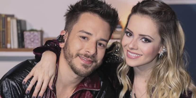 Sandy e Júnior voltaram a cantar juntos mais de 10 anos depois do fim da dupla e Xororó interviu (Foto: Reprodução) Sandy e Júnior voltaram a cantar juntos mais de 10 anos depois do fim da dupla e Xororó interviu (Foto: Reprodução)