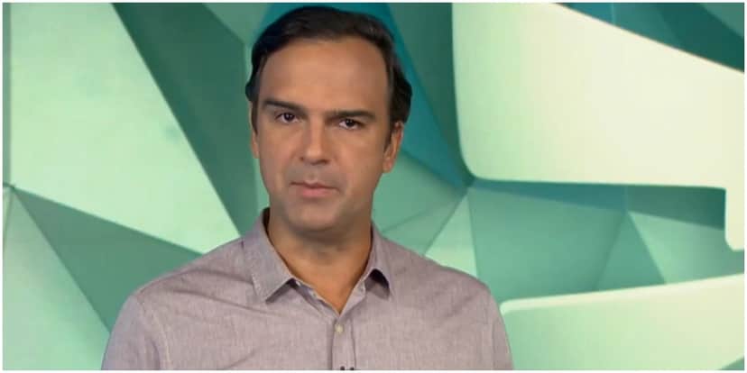 O jornalista Tadeu Schmidt apresenta o Fantástico na Globo - Foto: Reprodução O jornalista Tadeu Schmidt apresenta o Fantástico na Globo - Foto: Reprodução