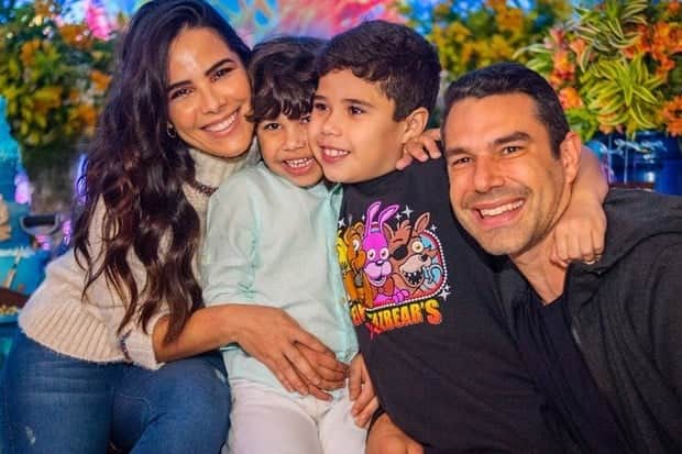 Wanessa Camargo, Marcus Buaiz e os filhos, José Marcus e João Francisco (Foto: Reprodução) Wanessa Camargo, Marcus Buaiz e os filhos, José Marcus e João Francisco (Foto: Reprodução)