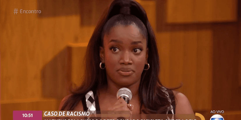 Iza não conseguiu se segurar durante desabafo (Foto: Reprodução) Iza não conseguiu se segurar durante desabafo (Foto: Reprodução)