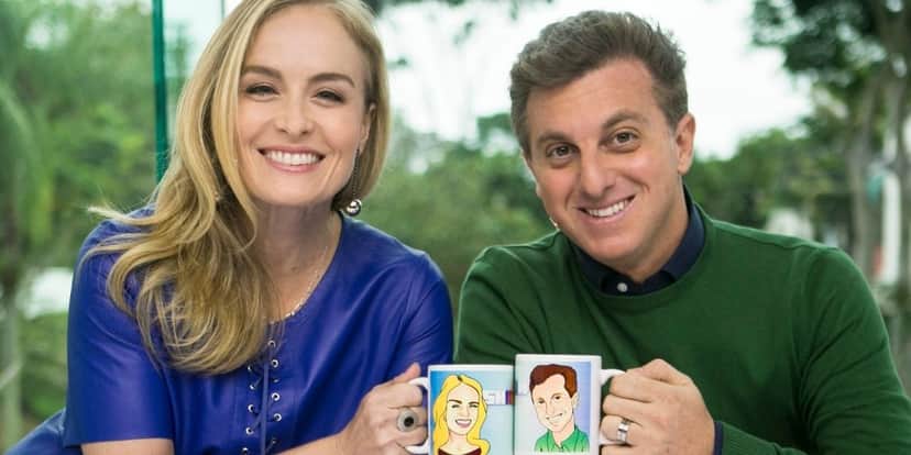 Após Angélica expor desfecho com Luciano Huck, moça escandaliza e confirma separação do casal: "Vai acontecer" Após Angélica expor desfecho com Luciano Huck, moça escandaliza e confirma separação do casal: "Vai acontecer"